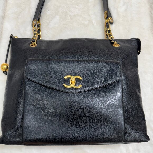 CHANEL Black Caviar leather Large tote/Shoulder bag with Front Pocket - Picture 1 of 6
